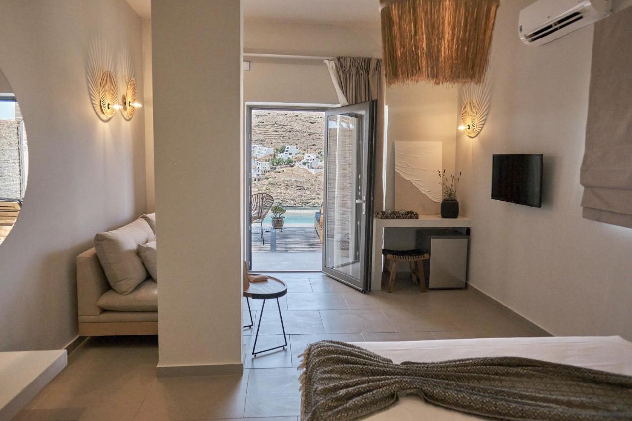 Amal Kythnos Suites Exterior foto