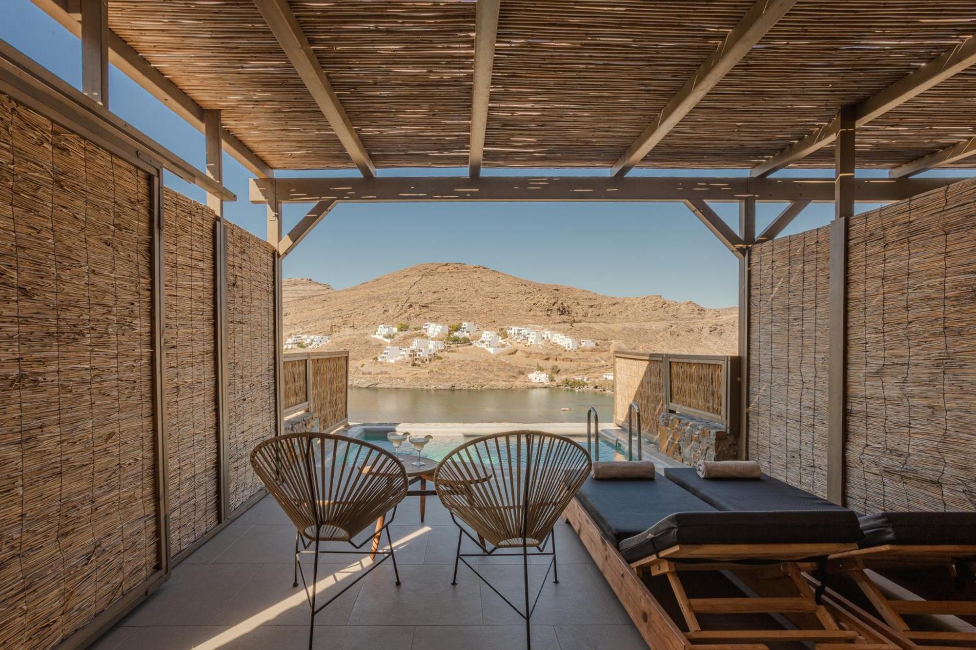 Amal Kythnos Suites Exterior foto