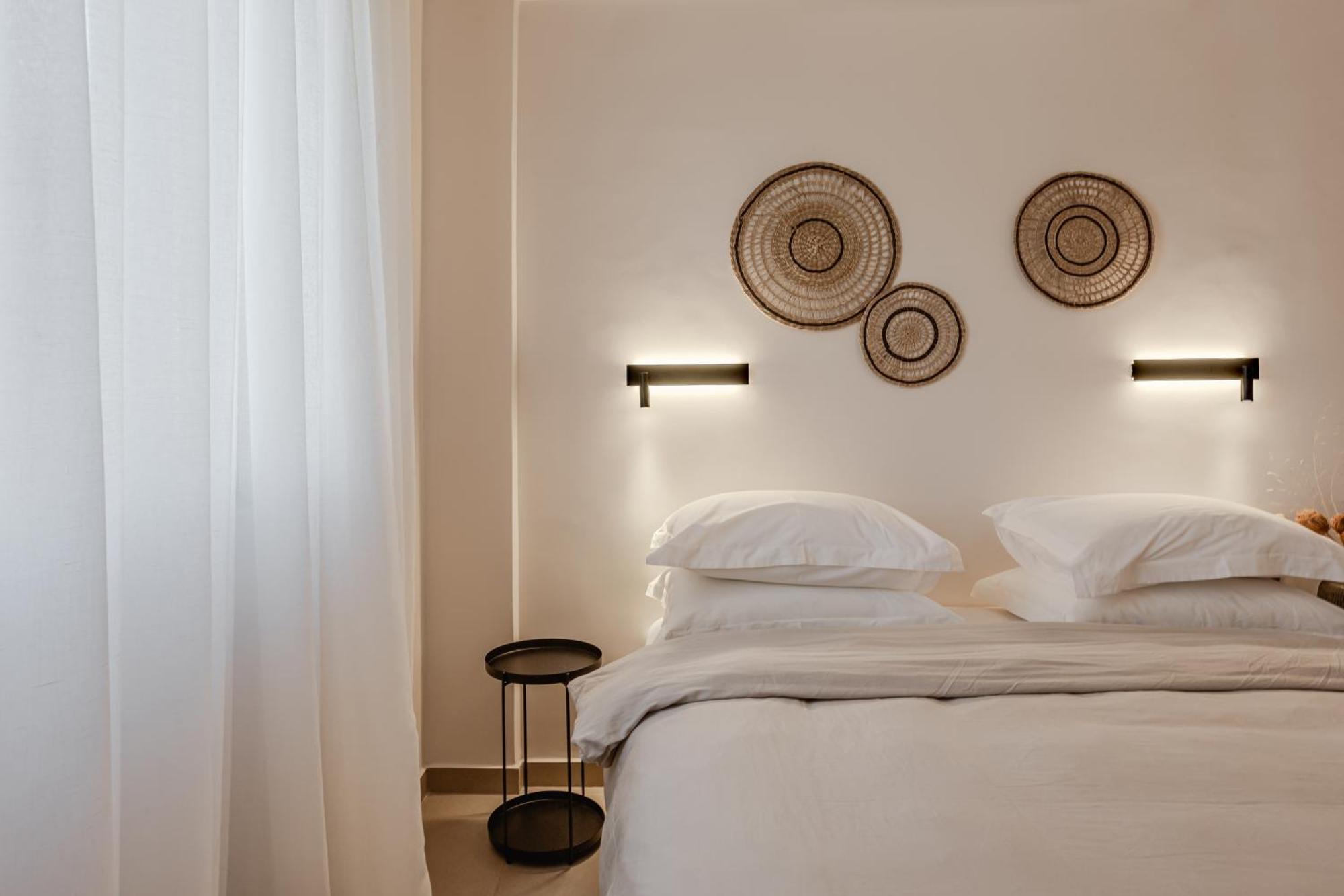 Amal Kythnos Suites Exterior foto