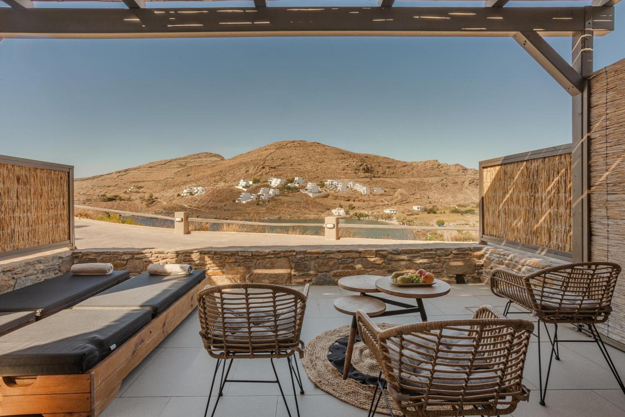 Amal Kythnos Suites Exterior foto
