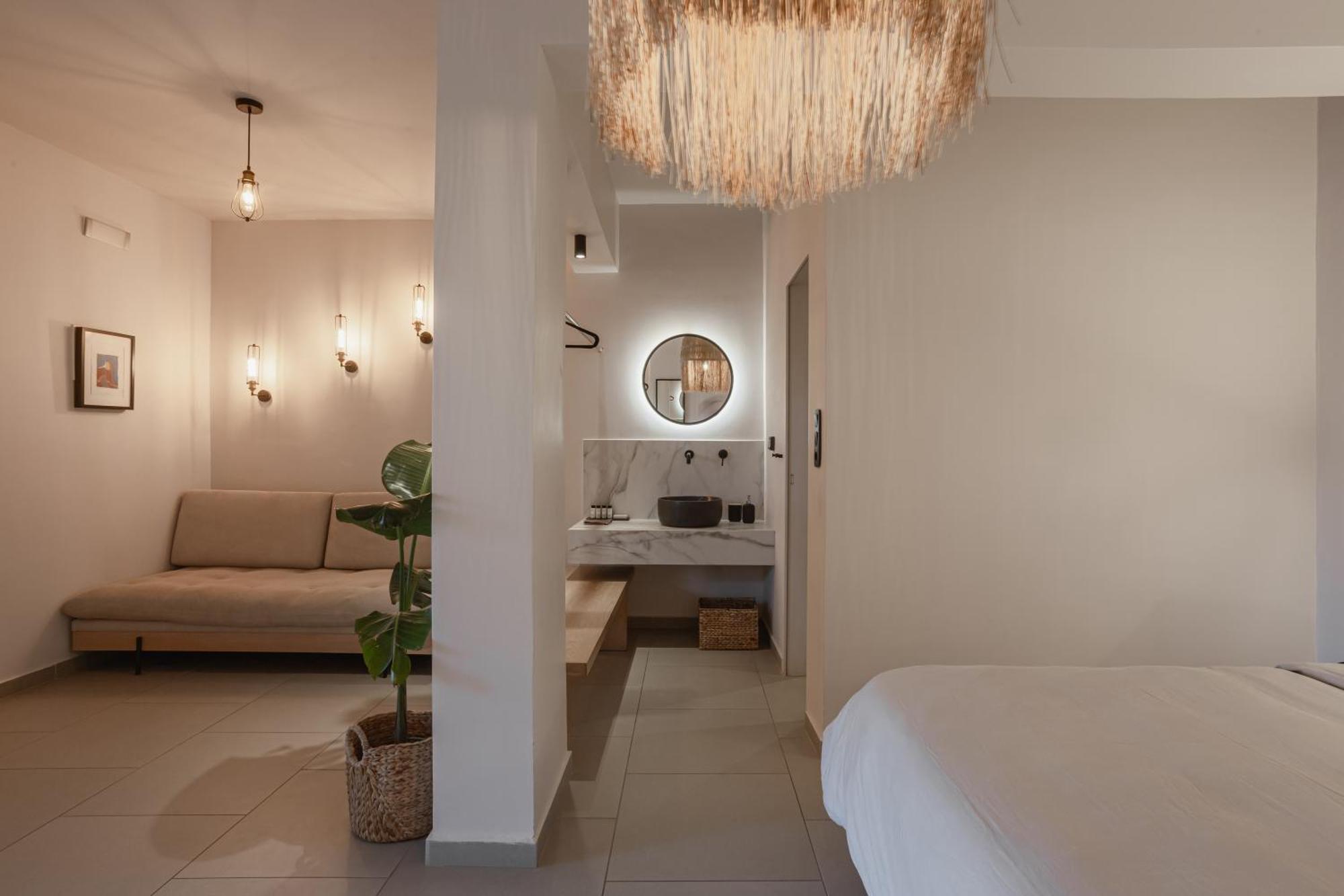 Amal Kythnos Suites Exterior foto