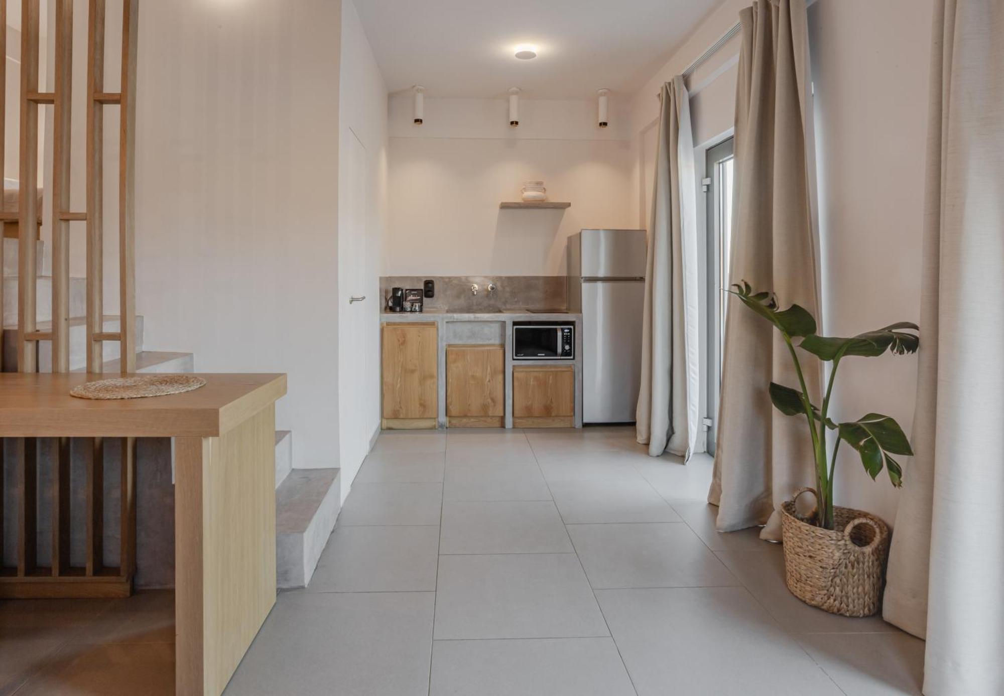 Amal Kythnos Suites Exterior foto
